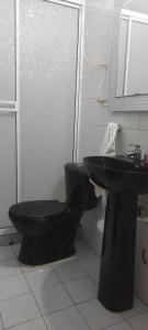 Casita entre árboles, casa de huéspedes céntrica y cómoda en San Fernando, Cali