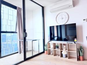 2Bedroom in CBD central station Victoria market