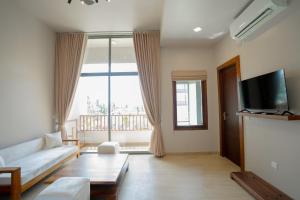 Emerald Resort Hikkaduwa