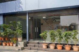 Townhouse LBS Road BKC Formerly Royal Palace