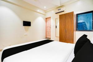 Collection O Shendra MIDC Aurangabad Formerly Sai Palace