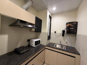 BedChambers Aparthotels - DLF Cyber City