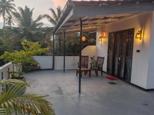 Lake & Ocean Villa ahangama