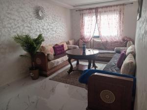 Appartement Familial en face la nouvelle gare routière & Près de grand Stade Ibn Batouta Tanger