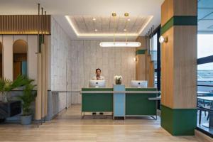 MaxOneHotels.com @ Kota Harapan Indah Bekasi