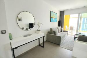 Beautiful apartment in the INTEMPO building