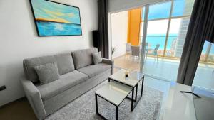 Beautiful apartment in the INTEMPO building