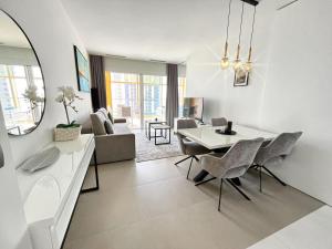 Beautiful apartment in the INTEMPO building