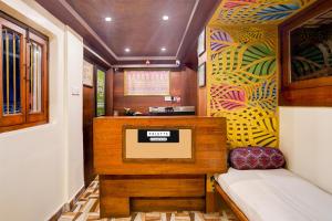 Townhouse Varanasi Ganga Ghat