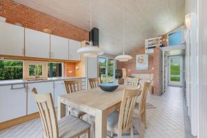 Lovely Holiday Home Near Beach And Nature