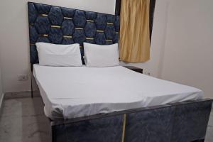 Metrolink Apartment & Suites-East of Kailash