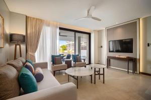 Angsana Oceanview Residences Building 2 in Laguna by Banyan Living