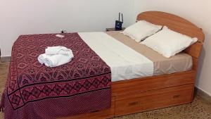 Brick & Wall Home stay