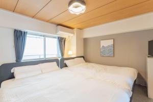 StayGateOsakaSta West