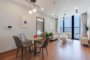 Luxury Apartment in District 7,D4,D1 Full View Beautiful