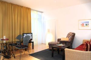 Ferienwohnung Warnemünde L (S2)