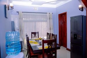 Hadraj Moshono Apartment1