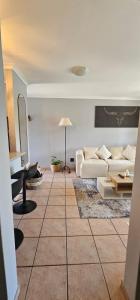 Summerfind Apartment , Promenade , Surf and Turf , North Beach, Durban