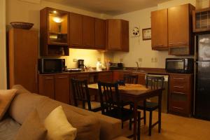 Cozy Ground Floor 2 Bedroom Apartment in Maadi