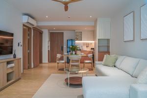 Brand New Premium beachfront apartments!