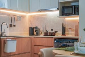 Brand New Premium beachfront apartments!