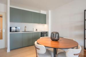 Bright Seaside Apartment with Balcony