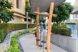 Vogue Vacation Homes, Downtown Opera Grand near Burj Khalifa and Dubai Mall, Two Bedroom Apartment with Large Balcony and Burj Khalifa view, Access toAmenities