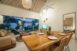 New 1BR Villa Izia Cozy Tropical Retreat with Pool
