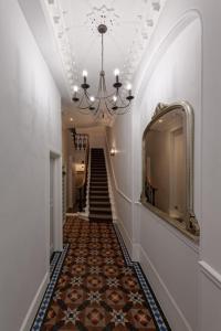 Nice Basement studio with private patio.