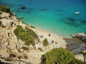 Cozy apartment surrounded by nature img29