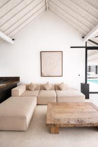 Private 2BR Villa with Pool