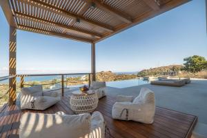 Lofos Horizon Villa by PosarelliVillas