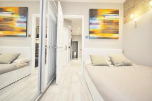 Nice property for only 1 guest with patio-Basement