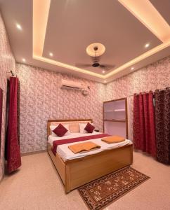 Hotel Vijay Palace- Near Ram Mandir Ayodhya