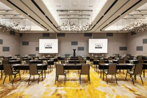 Hotel Neo Kota Baru Parahyangan