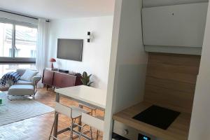 Modern comfort close to the Sacré-Cœur