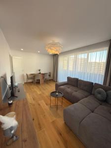 Alpinor Apartments Urban Plaza