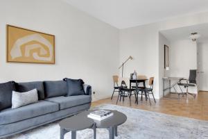 Midtown 1BR w Gym Doorman nr Grand Central NYC-746