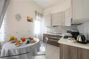 Tagiura, 25 - For work and leisure