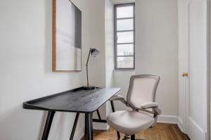 Blueground West Village doorman elev nr park NYC-1469