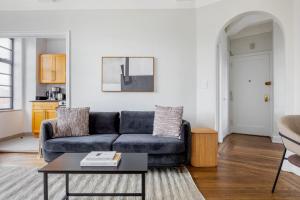 Blueground West Village doorman elev nr park NYC-1469