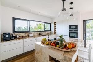 Contemporary Villa With Hillside Views