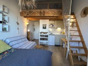 Appart Studio Mezzanine 4 couchages BANYULS SUR MER BN030-G13