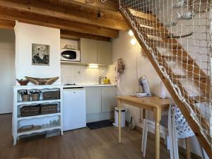 Appart Studio Mezzanine 4 couchages BANYULS SUR MER BN030-G13