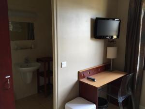 Hotels Logis Hotel Le Manoir & Lounge : Chambre Double Standard