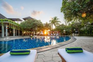 Kuta Seaview Beach Resort