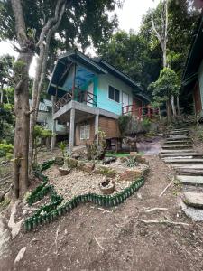 Chill Out Bar and Jungle Bungalows