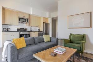 Blueground East Hollywood rooftop nr Griffith Park LAX-1335