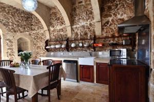 Outdoor & Heated Indoor Pool Paradise in Xaghra Gozo