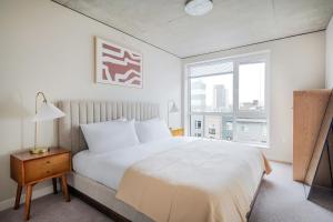 Blueground South Lake rooftop nr Lake SEA-985